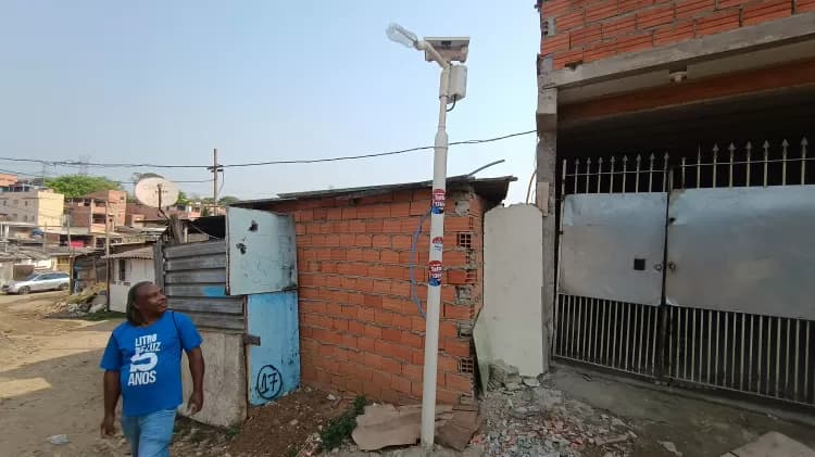 postes solares
